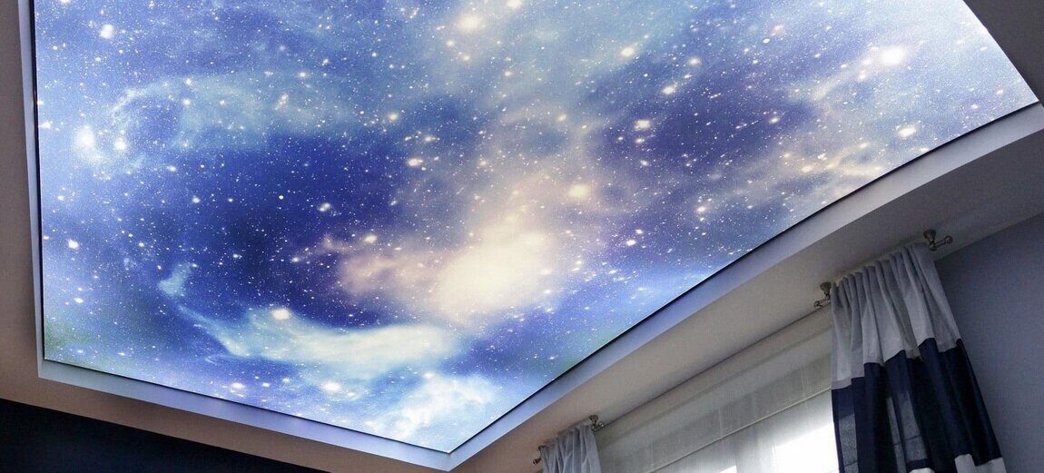 Натяжной потолок Звёздное небо